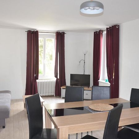 Au Bord De L'Eau Appartement 50 M2 Chambon-sur-Voueize Kültér fotó