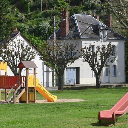 Au Bord De L'Eau Appartement 50 M2 Chambon-sur-Voueize Kültér fotó