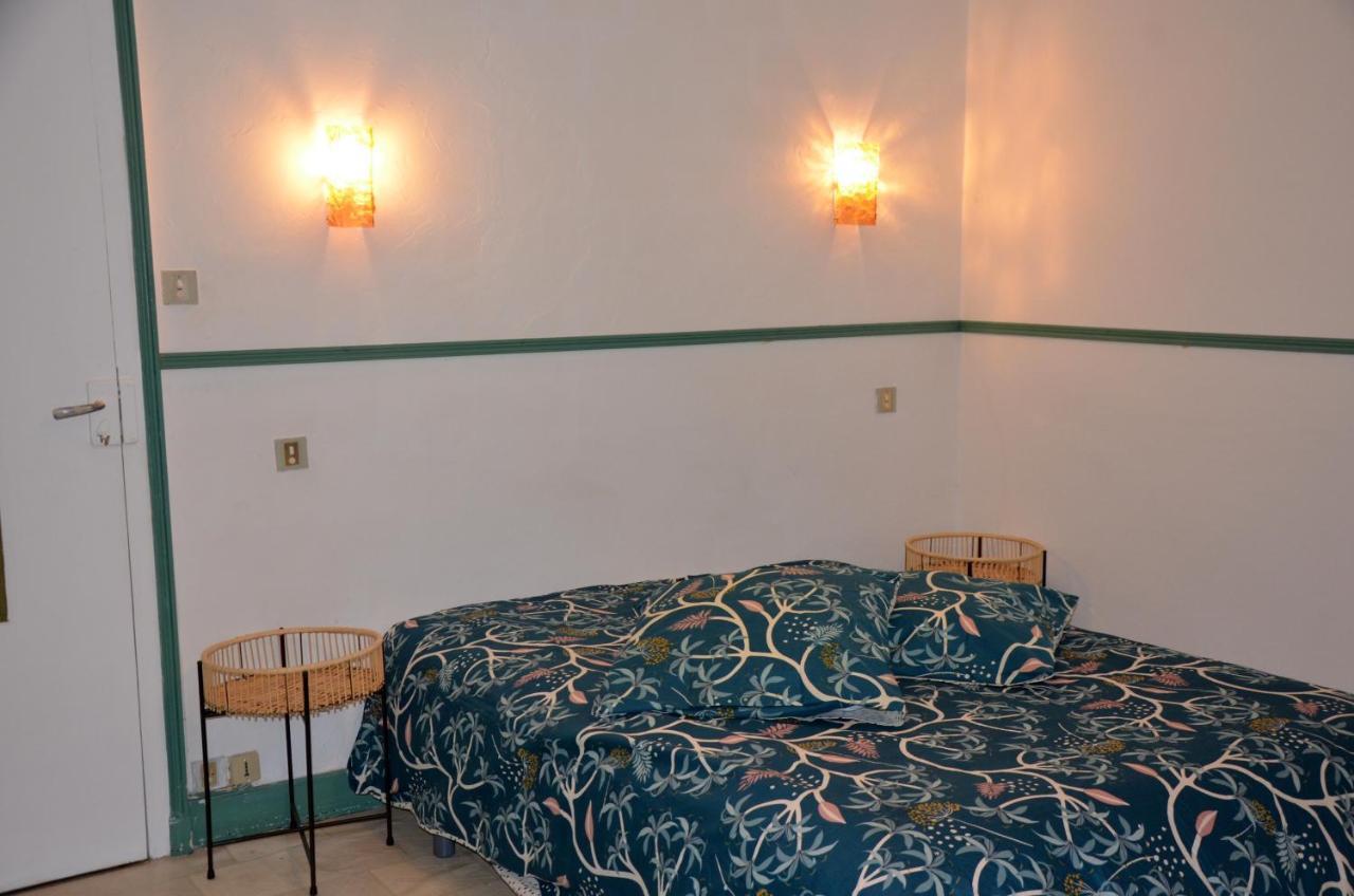 Au Bord De L'Eau Appartement 50 M2 Chambon-sur-Voueize Kültér fotó