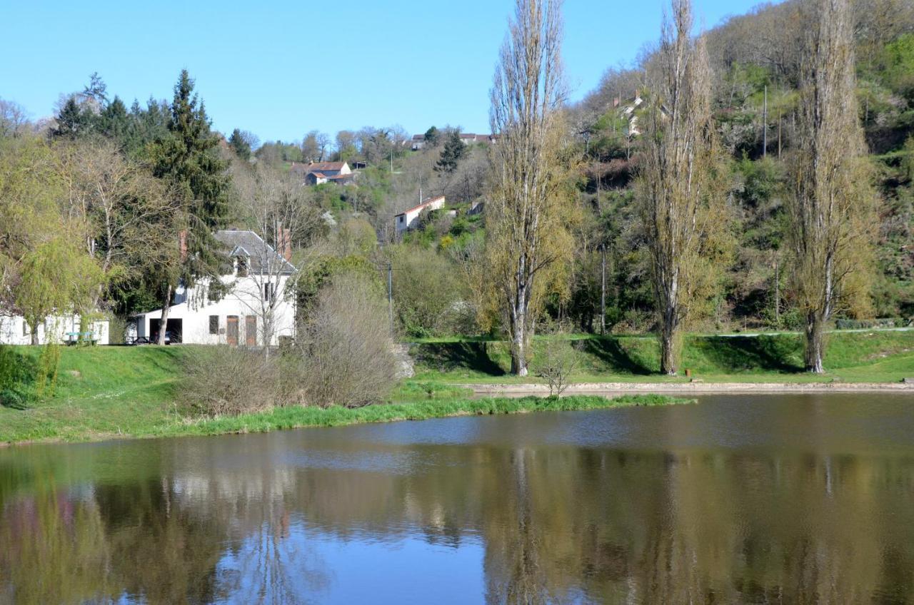 Au Bord De L'Eau Appartement 50 M2 Chambon-sur-Voueize Kültér fotó