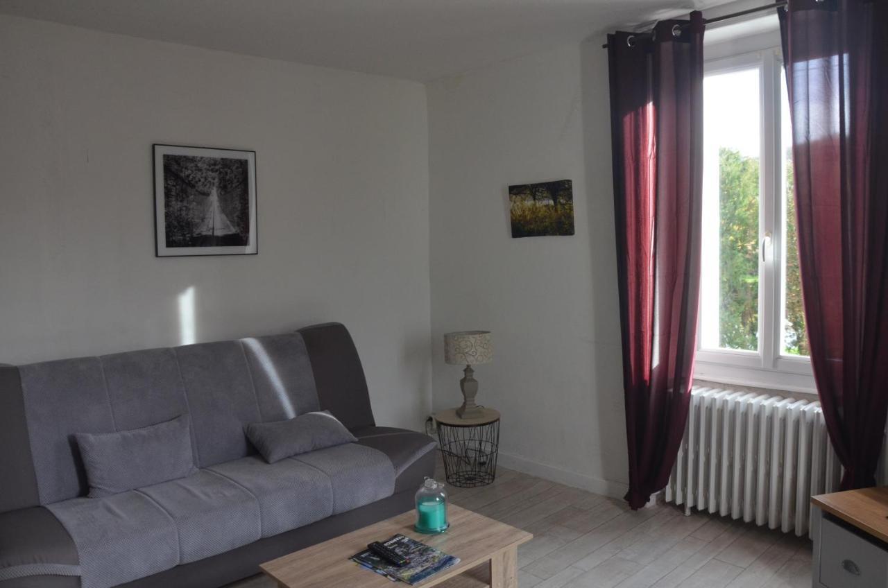 Au Bord De L'Eau Appartement 50 M2 Chambon-sur-Voueize Kültér fotó